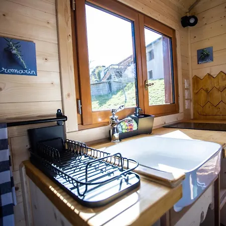 L'encantada- Roulotte مكان تخييم *