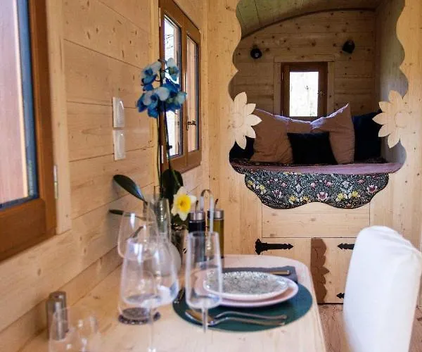 Κάμπινγκ L'encantada- Roulotte Rieux (Haute-Garonne)